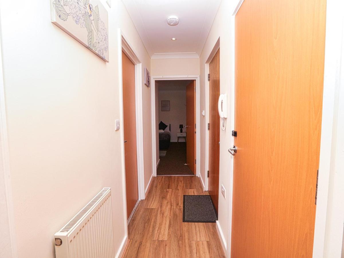 Surespring Apartment Erith Экстерьер фото