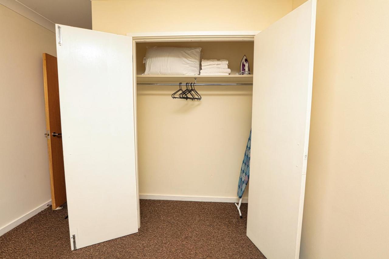 Surespring Apartment Erith Экстерьер фото