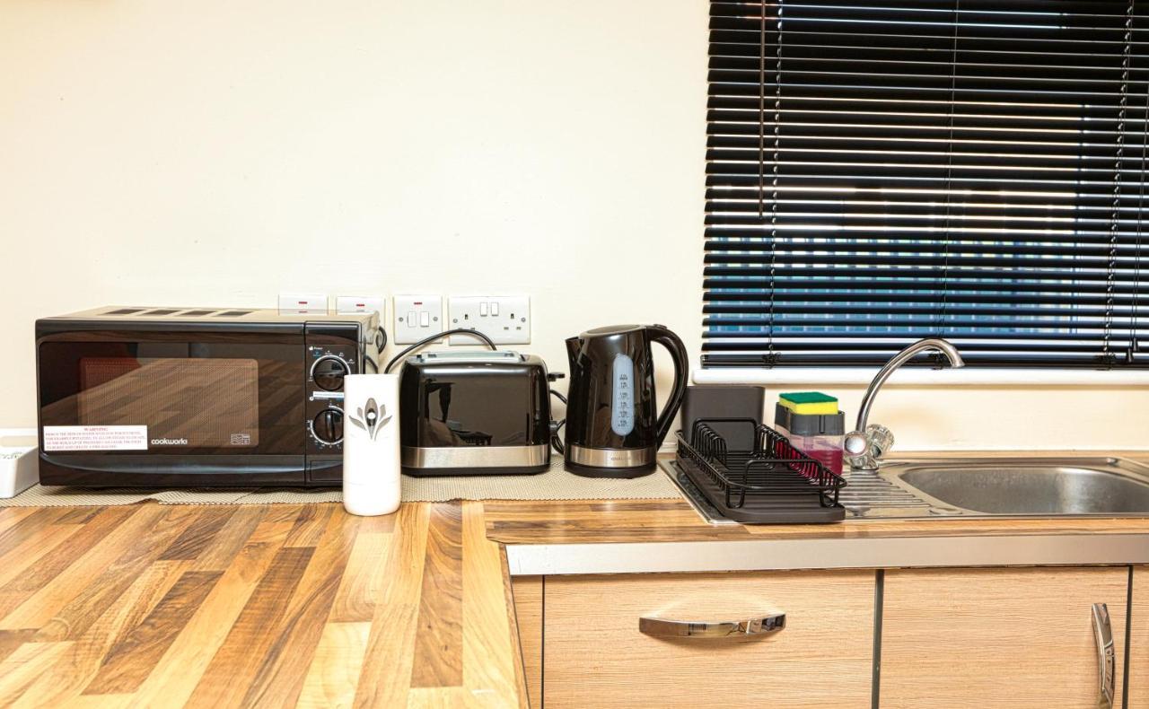 Surespring Apartment Erith Экстерьер фото
